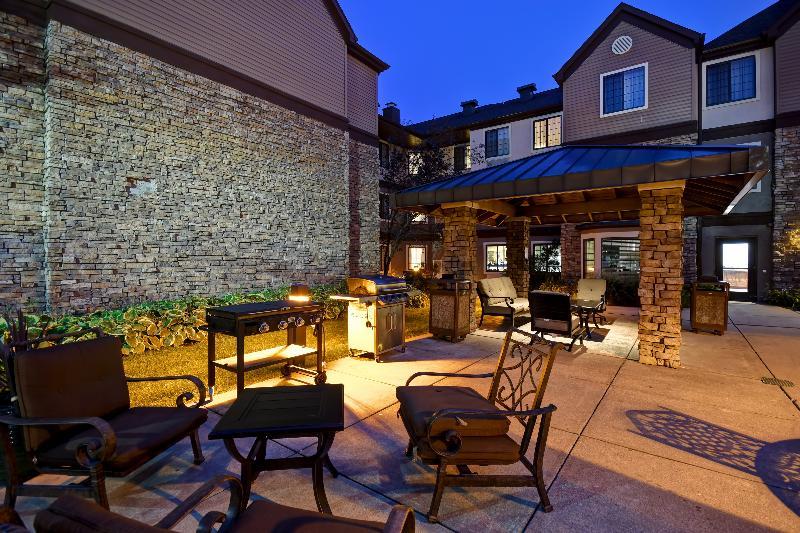 Staybridge Suites Grand Rapids-Kentwood By Ihg Cascade Eksteriør bilde
