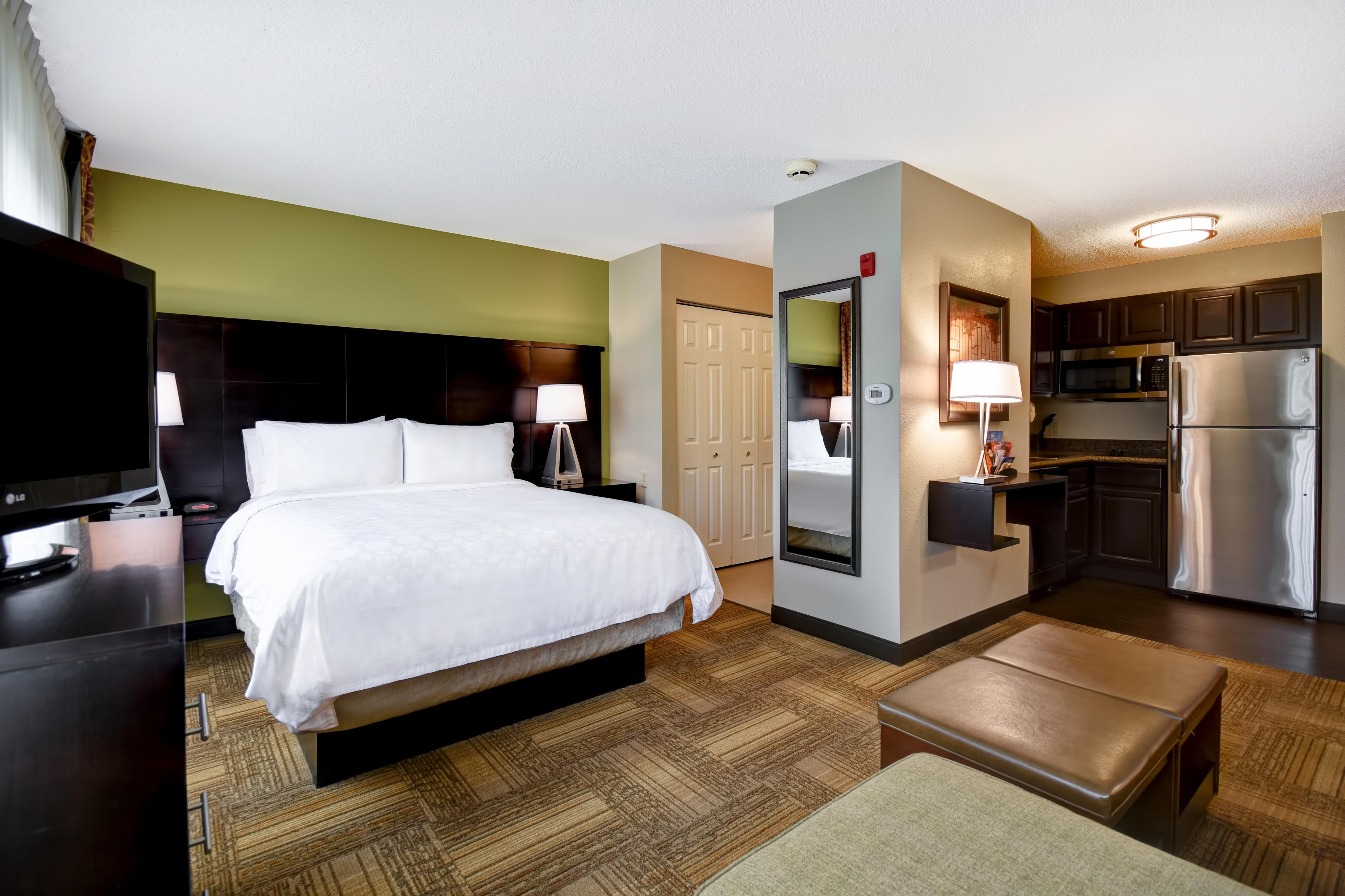 Staybridge Suites Grand Rapids-Kentwood By Ihg Cascade Eksteriør bilde