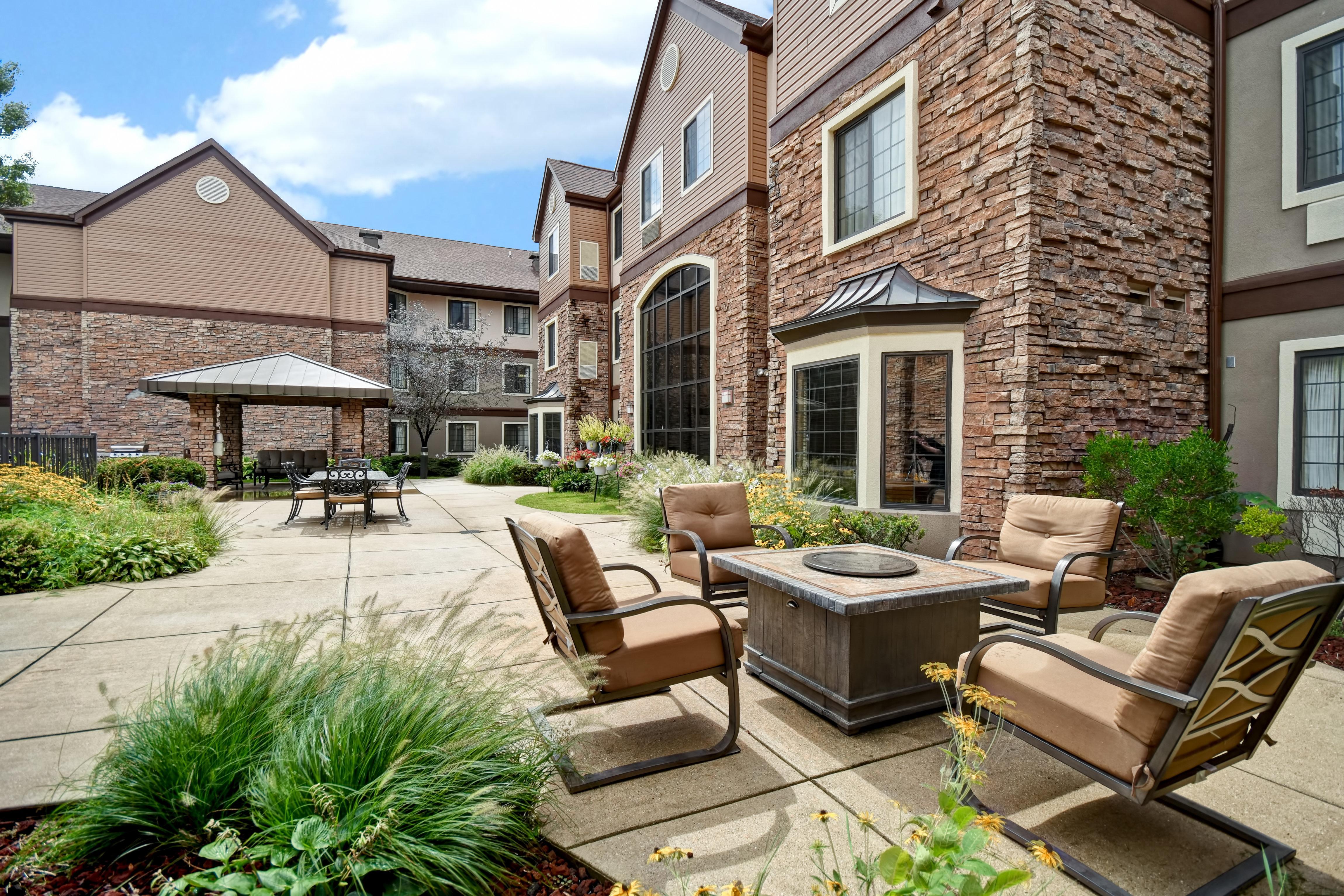 Staybridge Suites Grand Rapids-Kentwood By Ihg Cascade Eksteriør bilde